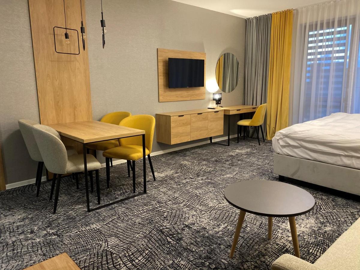 Apartment Friends Besenova - Free Swinning Pool Екстер'єр фото